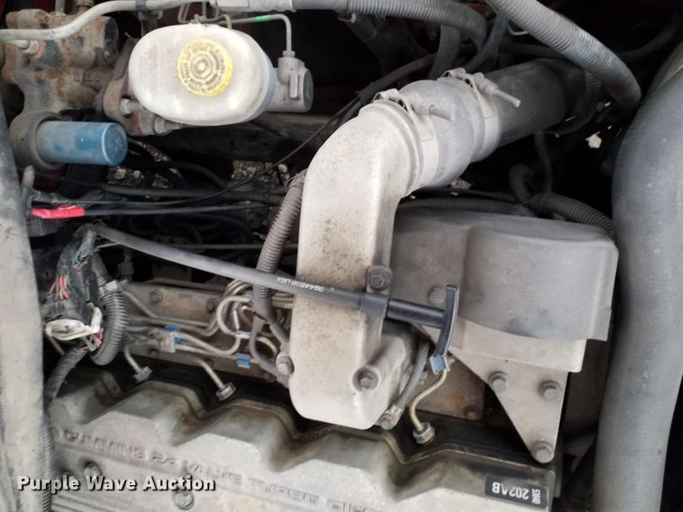 image for item GJ9164 1999 Dodge Ram 2500 Quad Cab pickup truck