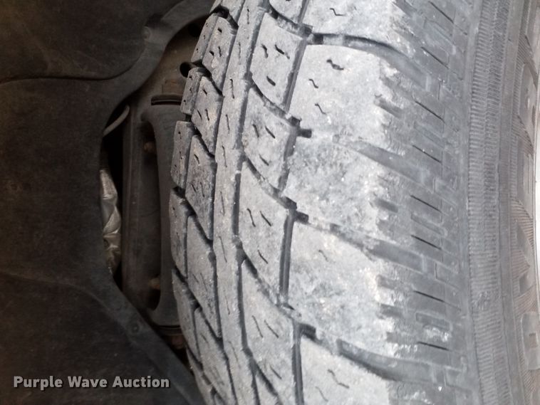 image for item GJ9164 1999 Dodge Ram 2500 Quad Cab pickup truck