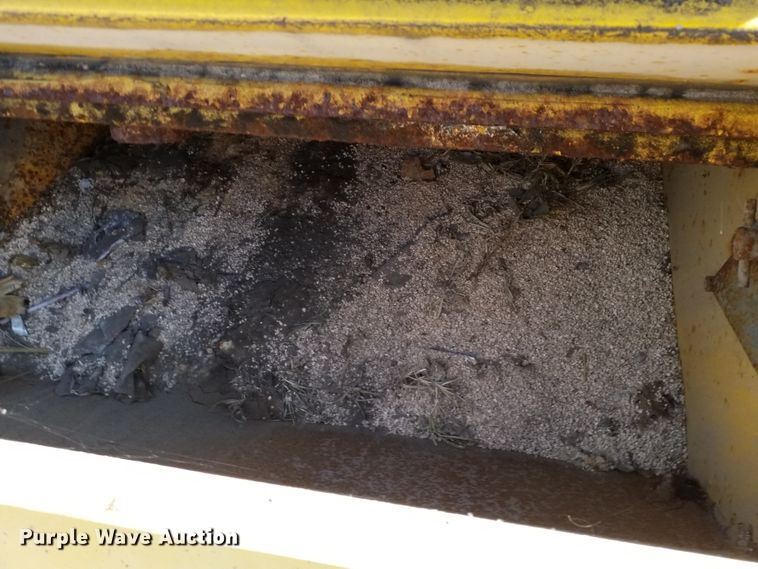 image for item GJ9178 1980 Power Boss SW88 sweeper