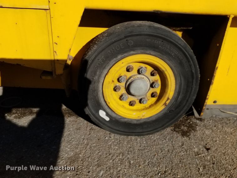 image for item GJ9178 1980 Power Boss SW88 sweeper