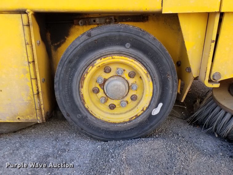 image for item GJ9178 1980 Power Boss SW88 sweeper