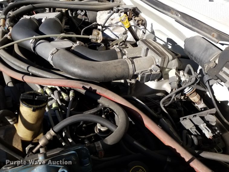 image for item GJ9179 1996 Ford F450 Super Duty truck cab and chassis