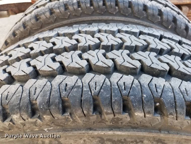 image for item GJ9179 1996 Ford F450 Super Duty truck cab and chassis