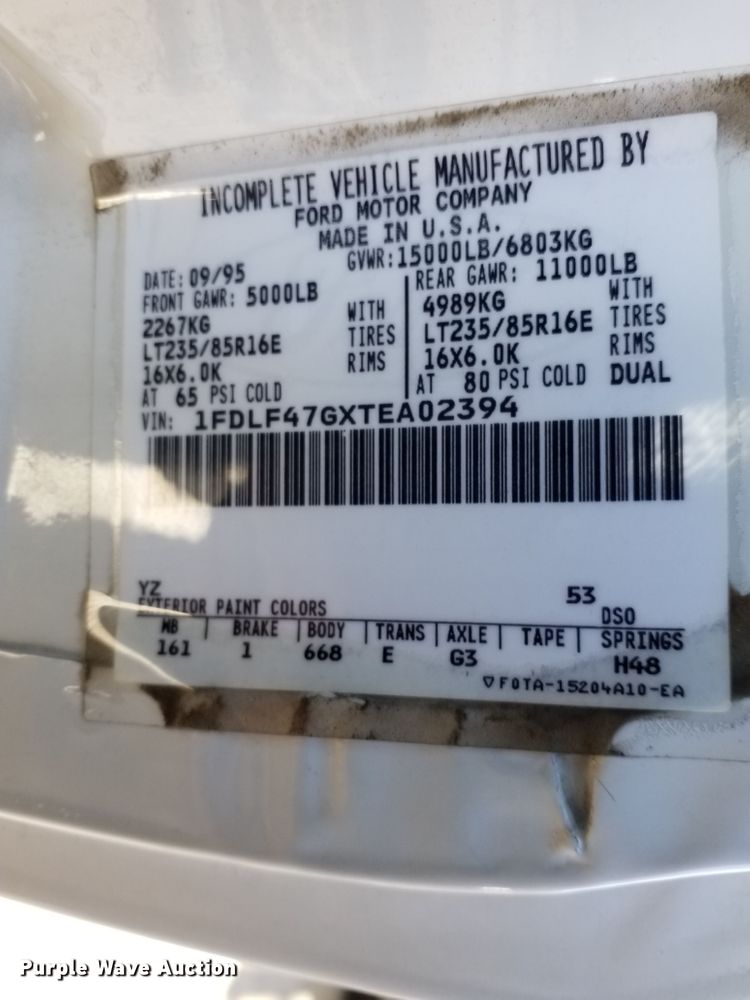 image for item GJ9179 1996 Ford F450 Super Duty truck cab and chassis