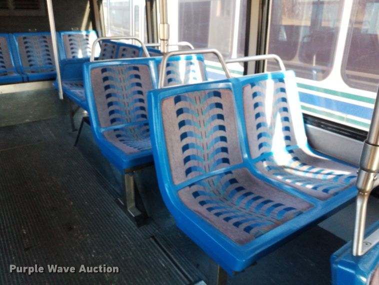 image for item GJ9180 2001 Gillig transit bus