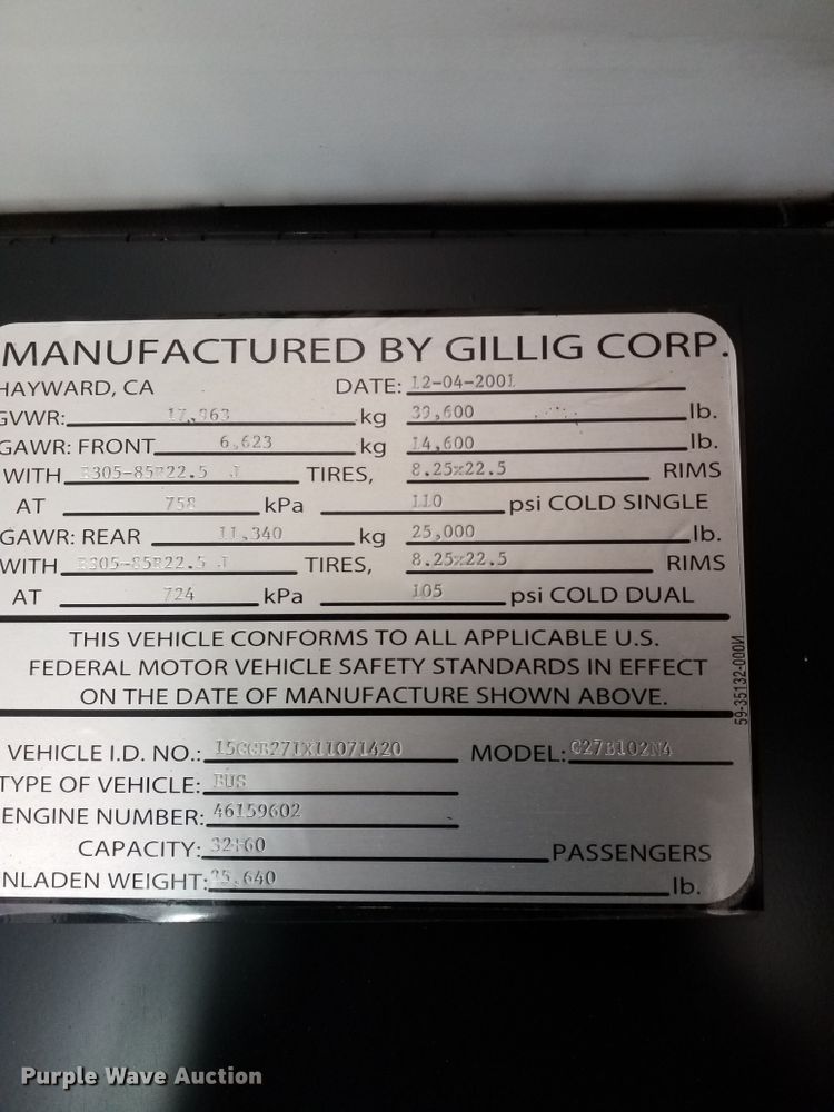 image for item GJ9182 2001 Gillig transit bus