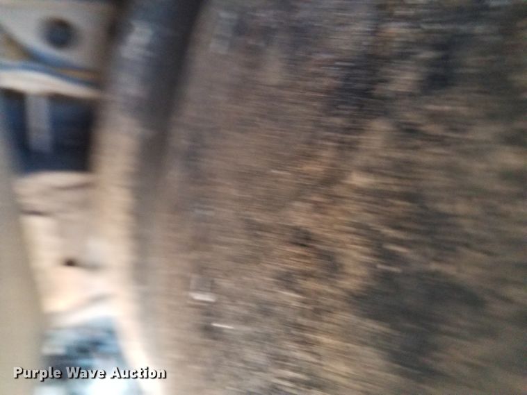 image for item GJ9183 2001 Gillig transit bus