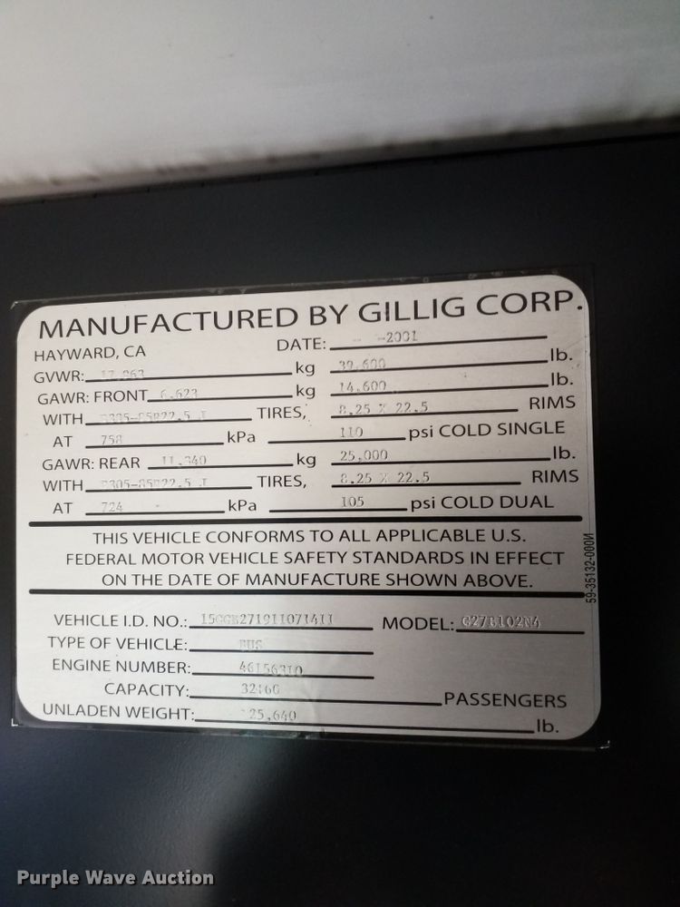 image for item GJ9183 2001 Gillig transit bus