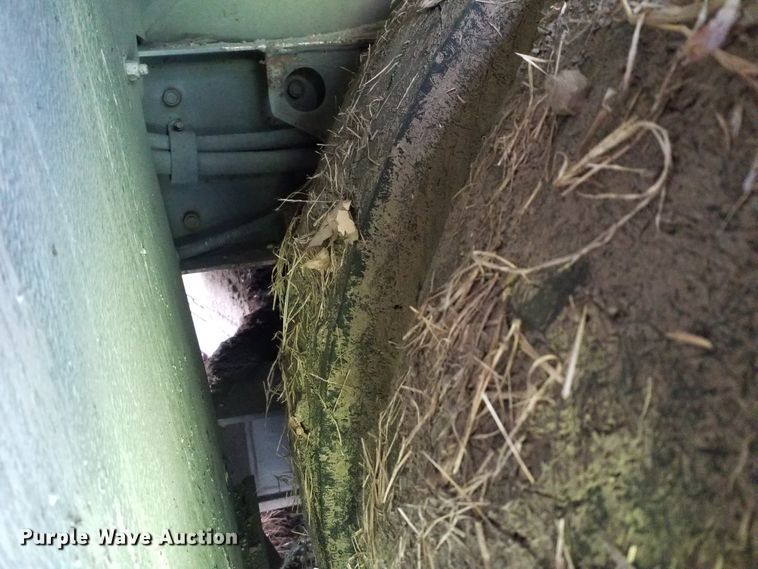 image for item GJ9186 2001 Gillig transit bus