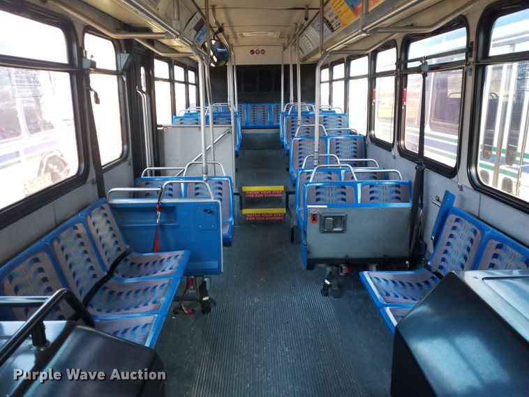 image for item GJ9188 2001 Gillig transit bus