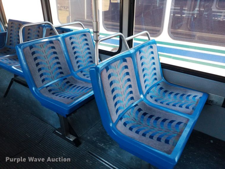 image for item GJ9188 2001 Gillig transit bus