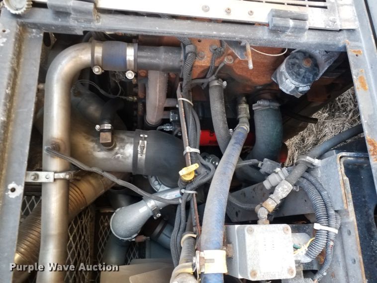 image for item GJ9188 2001 Gillig transit bus