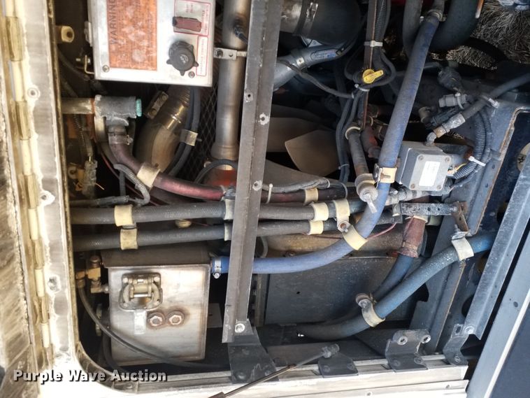 image for item GJ9188 2001 Gillig transit bus