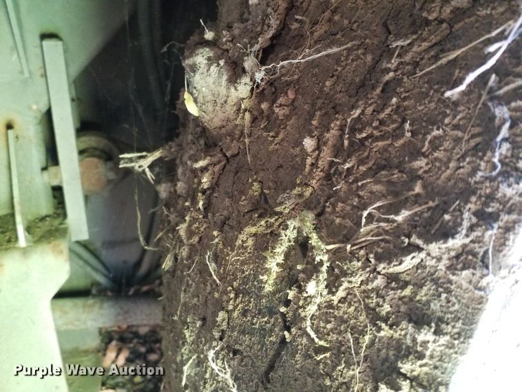 image for item GJ9189 2001 Gillig transit bus