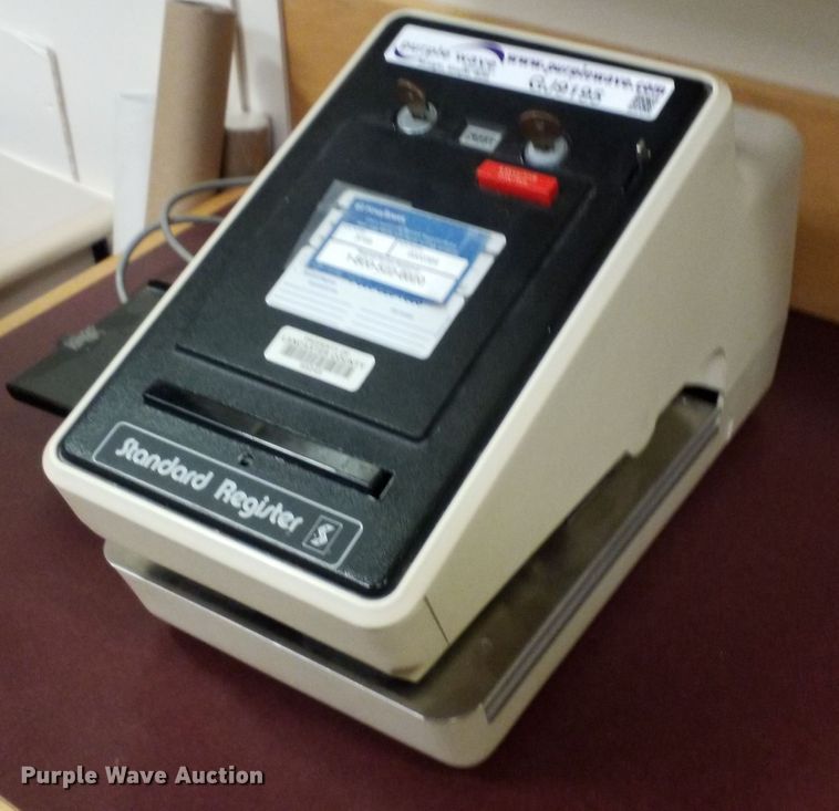 Standard register signature machine in Lincoln, NE Item GJ9195 sold