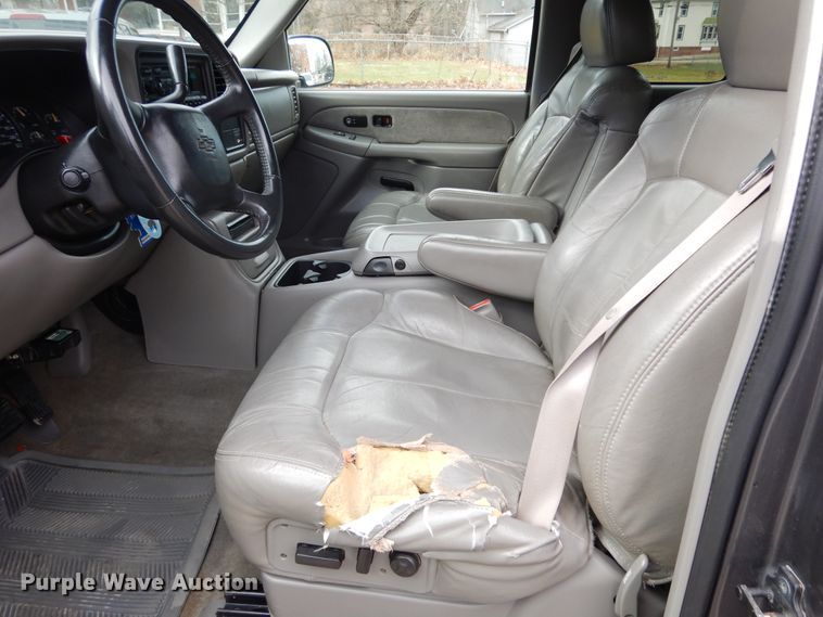 image for item H1212 1999 Chevrolet Silverado 1500 Ext. Cab pickup truck