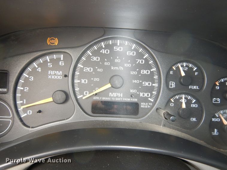 image for item H1212 1999 Chevrolet Silverado 1500 Ext. Cab pickup truck