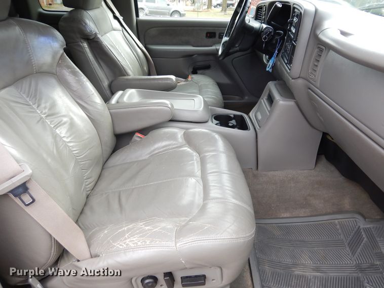 image for item H1212 1999 Chevrolet Silverado 1500 Ext. Cab pickup truck