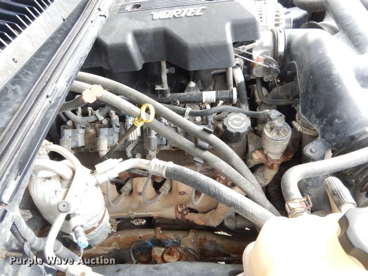 image for item H1212 1999 Chevrolet Silverado 1500 Ext. Cab pickup truck