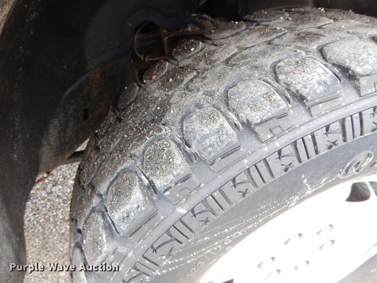 image for item H1212 1999 Chevrolet Silverado 1500 Ext. Cab pickup truck