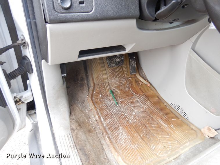 image for item H1213 2006 Chevrolet Equinox SUV