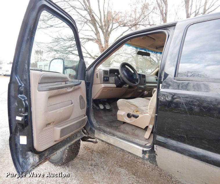 image for item H1214 1999 Ford F250 Super Duty Crew Cab pickup truck