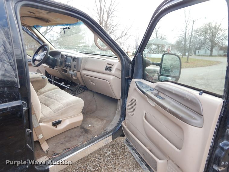 image for item H1214 1999 Ford F250 Super Duty Crew Cab pickup truck