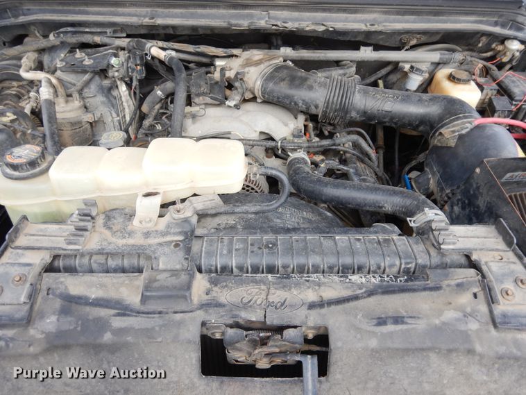 image for item H1214 1999 Ford F250 Super Duty Crew Cab pickup truck