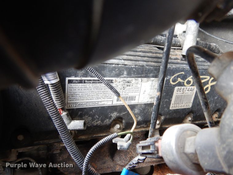 image for item H1214 1999 Ford F250 Super Duty Crew Cab pickup truck