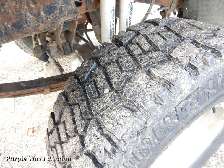 image for item H1214 1999 Ford F250 Super Duty Crew Cab pickup truck