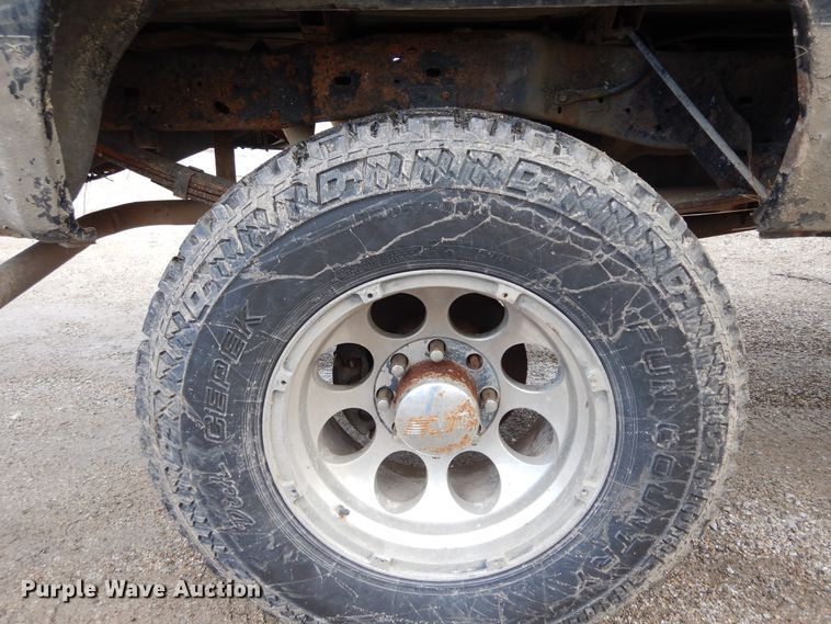 image for item H1214 1999 Ford F250 Super Duty Crew Cab pickup truck