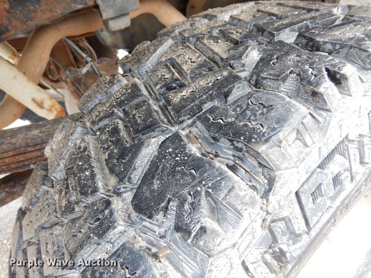 image for item H1214 1999 Ford F250 Super Duty Crew Cab pickup truck