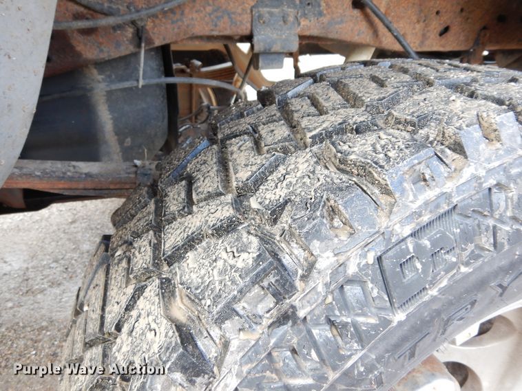 image for item H1214 1999 Ford F250 Super Duty Crew Cab pickup truck