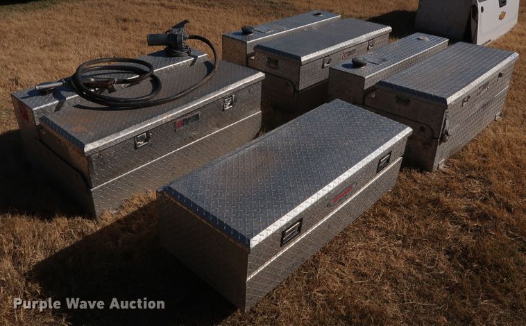 image for item H1220 (4) Delta Consolidated fuel tank/toolboxes