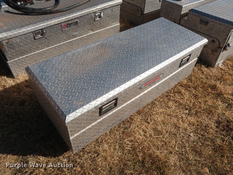 image for item H1220 (4) Delta Consolidated fuel tank/toolboxes