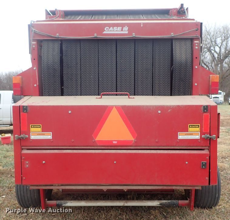 image for item DB7502 Case 8465 round baler