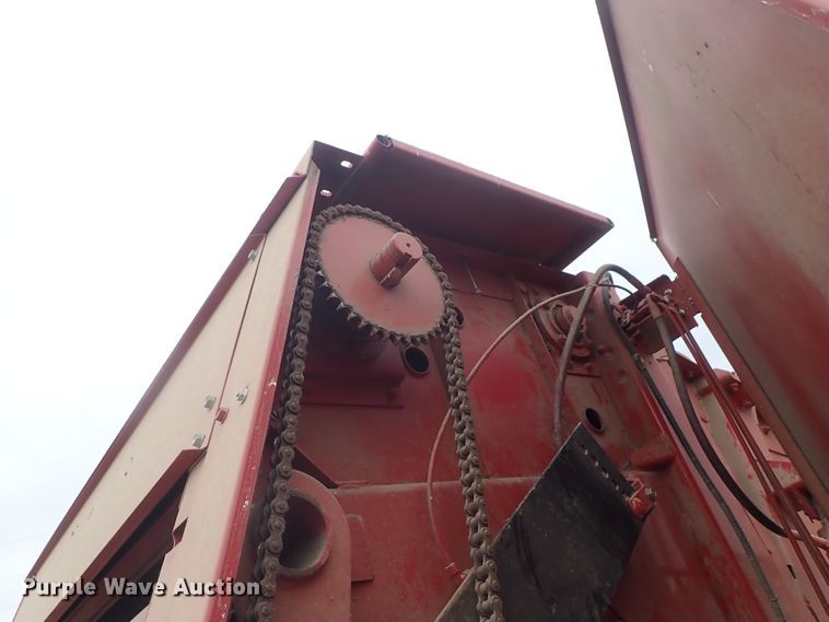 image for item DB7502 Case 8465 round baler