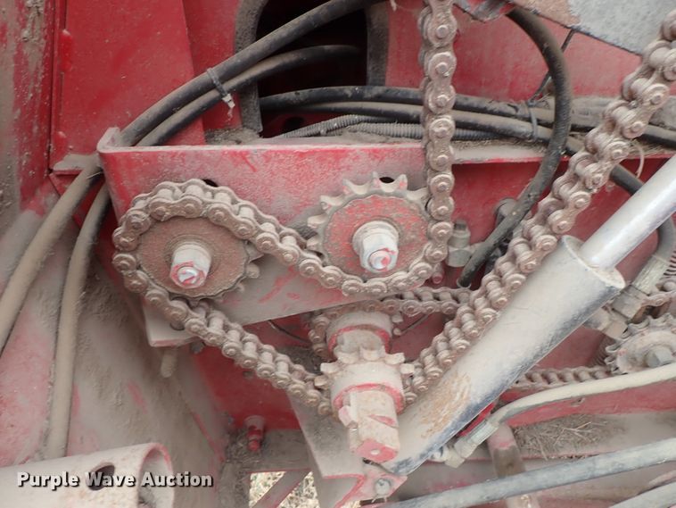 image for item DB7502 Case 8465 round baler