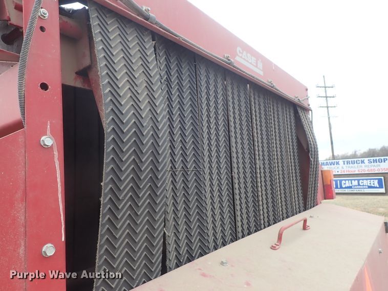 image for item DB7502 Case 8465 round baler