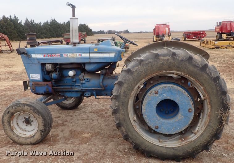 image for item DB7510 Ford 5000 tractor