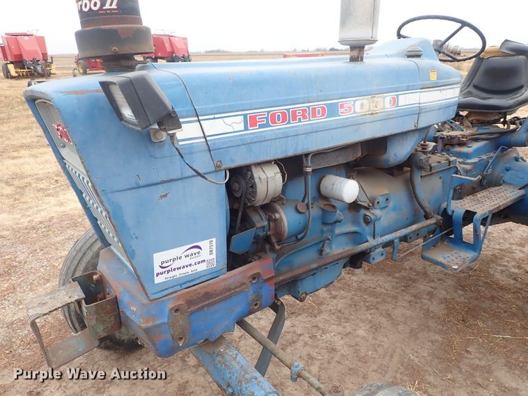 image for item DB7510 Ford 5000 tractor