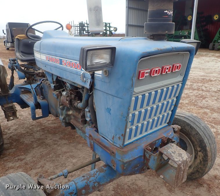 image for item DB7510 Ford 5000 tractor