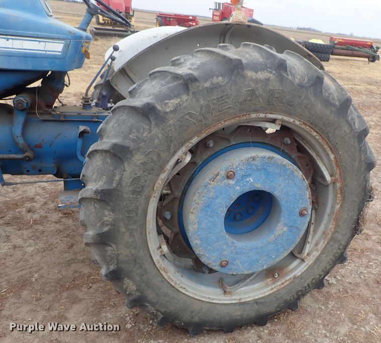 image for item DB7510 Ford 5000 tractor