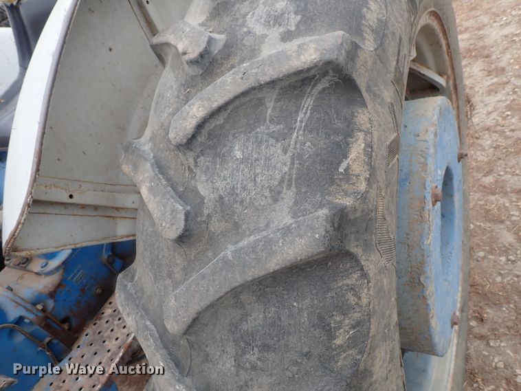 image for item DB7510 Ford 5000 tractor