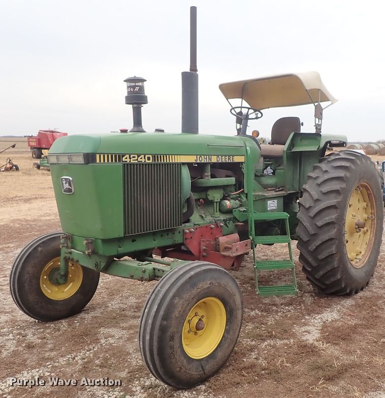 image for item DB7513 John Deere 4240 tractor