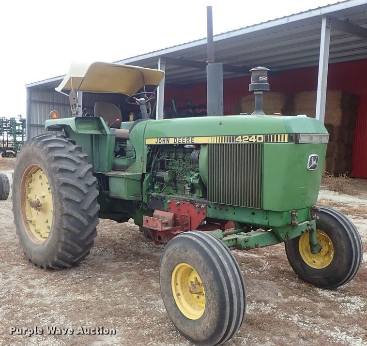 image for item DB7513 John Deere 4240 tractor
