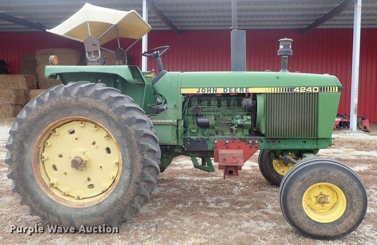 image for item DB7513 John Deere 4240 tractor