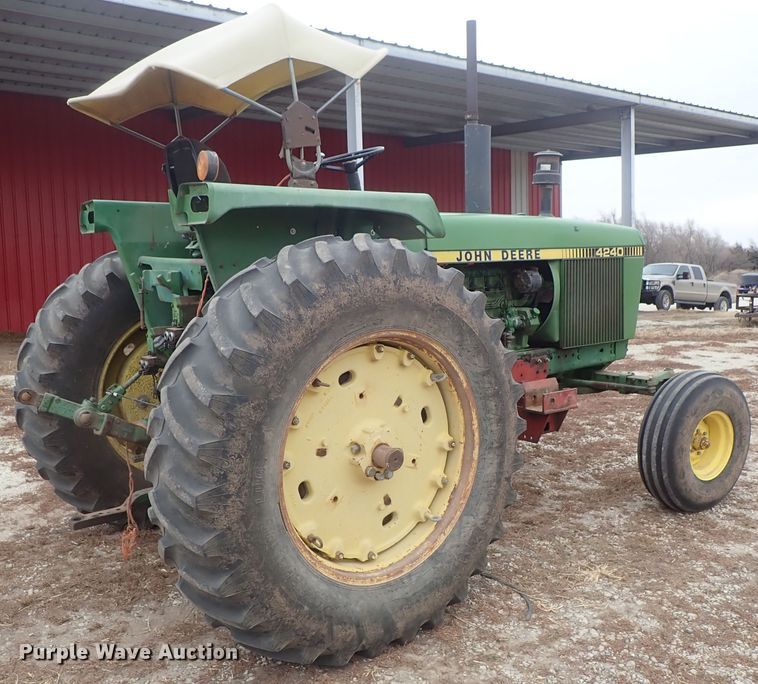 image for item DB7513 John Deere 4240 tractor