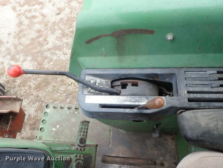 image for item DB7513 John Deere 4240 tractor