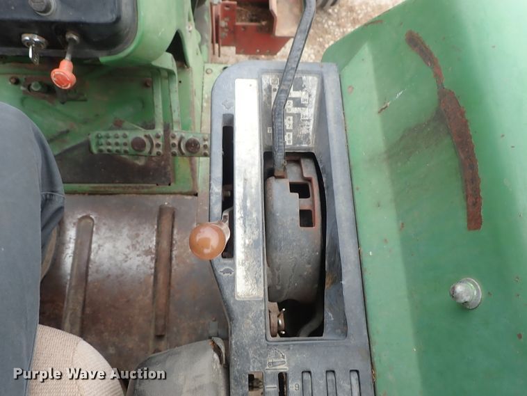 image for item DB7513 John Deere 4240 tractor